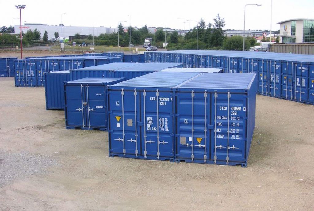 Blå lagercontainere OK Minilager