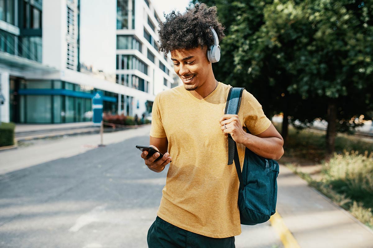 slik kan studenter spare penger i sommerferien