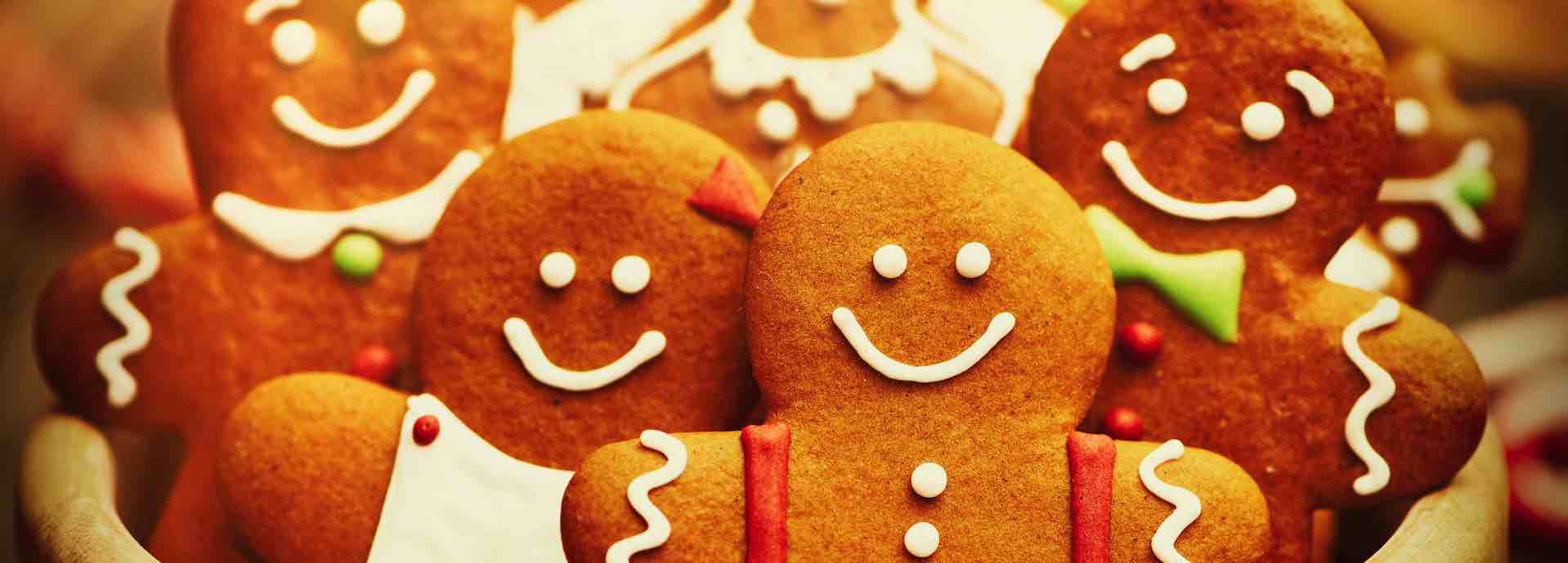 Pepperkakemenn som smiler